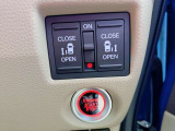 4WD!8インチSDナビ!フルセグ!Bカメラ!ETC!ホンダセンシング!クルコン!オートAC!前席シート・ミラーヒーター!スマートキー!WPスライド!LEDライト・フォグ!