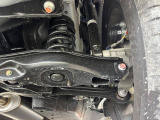 お車を安心してお乗りいただく為には、足回りの定期点検が欠かせません。サービスサポート(有償保証)では無料点検もご提供しており、安心のカーライフをお過ごしいただけるサポート体制が整っています。