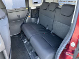 後部座席も手を抜かず綺麗に仕上げてあります♪