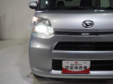 ヘッドライトはLEDタイプ。夜間の運転も安心です。