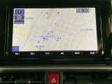 純正メモリーナビを装備。タッチパネル式で使いやすく、お出かけもラクラクです。 NSZT-Y68T