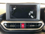 当車両はオーディオレスです。多彩なナビゲーション・オーディオをご用意しております。詳しくは当店スタッフにお問い合わせください。