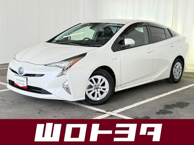 トヨタ プリウス 