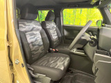 運転席シート廻りは使用感も少なく、良好な状態となっています。丁寧に使われていたことがよくわかりますね。