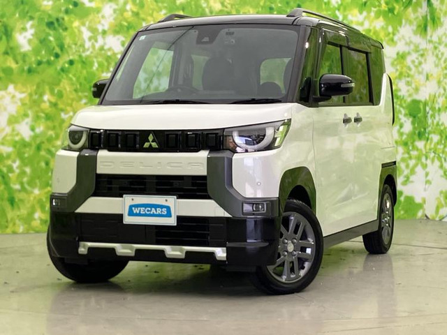 デリカミニ G プレミアム 4WD 