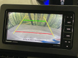 【バックカメラ】駐車時に後方がリアルタイム映像で確認できます。大型商業施設や立体駐車場での駐車時や、夜間のバック時に大活躍!運転スキルに関わらず、今や必須となった装備のひとつです!
