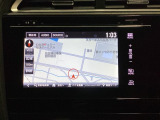 ナビゲーションはフルセグTV対応の純正メモリーナビを搭載しています。Bluetoothオーディオ機能がありますので、スマートフォンなどの音楽も再生できます。