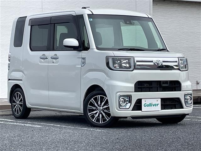 トヨタ ピクシスメガ 