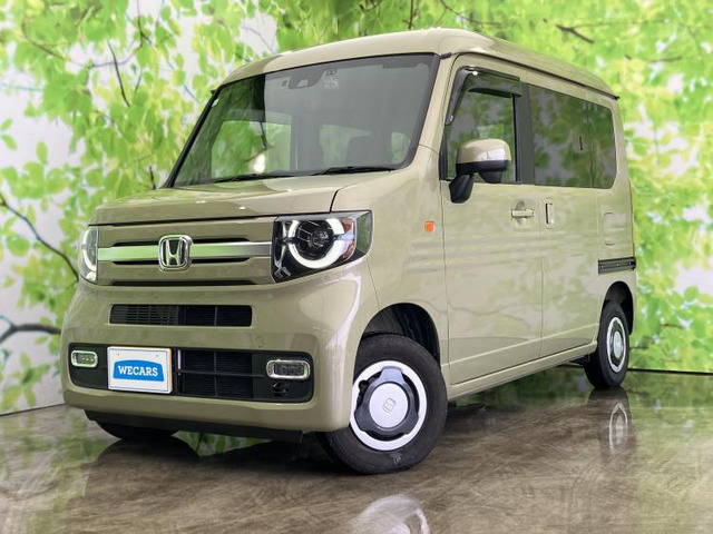 N-VAN +スタイル ファン ターボ  4WD 
