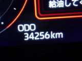 【オリジナルアクセサリー】乗り換え前のクルマにあった装備、友人のクルマの便利な機能、街で見かけた気になるフォルム。ナビやETCの種類と、それぞれの違いも紹介しています。