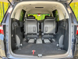 普段のお買い物や通勤、送迎等に十分な荷室スペースを確保しております。セカンドシートを倒すと、大きな荷物の積載も可能です♪