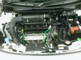 エンジンルームはクリーニング済なので、安心してお乗りいただけます。