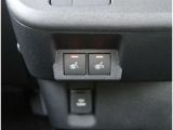 【シートヒーター】寒い日の運転など冷えやすい脚部を快適に温めてくれる。嬉しい機能♪