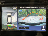 【アラウンドビューモニター】専用のカメラにより、上から見下ろしたような視点で360度クルマの周囲を確認することができます☆死角部分も確認しやすく、狭い場所での切り返しや駐車もスムーズに行えます。