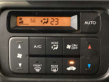 【オートエアコン】汗ばむ夏・ジメジメする梅雨時・冷え冷えする冬も快適☆♪ 簡単操作で、春夏秋冬 一年中快適です♪お好みの温度をセットするだけで、エアコンの風量などを自動でコントロールします♪☆