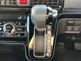 【シフトレバー】シフトの操作がしやすく快適なドライブを楽しんでいただけます!
