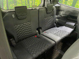 3列目シートはもちろん状態良好☆大人でもゆったりと座って頂けますので、大人数でのお出かけもラクラクです♪ご家族で、気の知れた仲間で、ドライブに行くのが楽しみですね♪