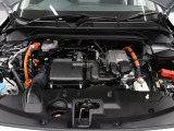 【エンジンルーム】Hondaならではの走り、i-VTECエンジン!街中や坂道での加速や高速道路での力強さが特徴です♪