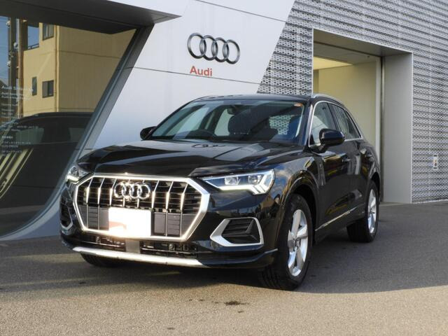 Q3 35 TFSI アドバンスド 