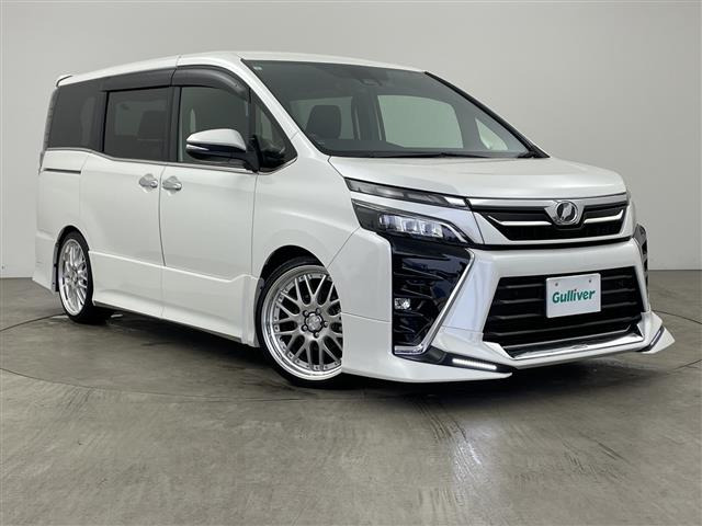 ヴォクシー 2.0 ZS 修復歴無し