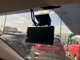 万が一の時に録画をして、映像として残しておける、2カメラドライブレコーダーを装備しています。