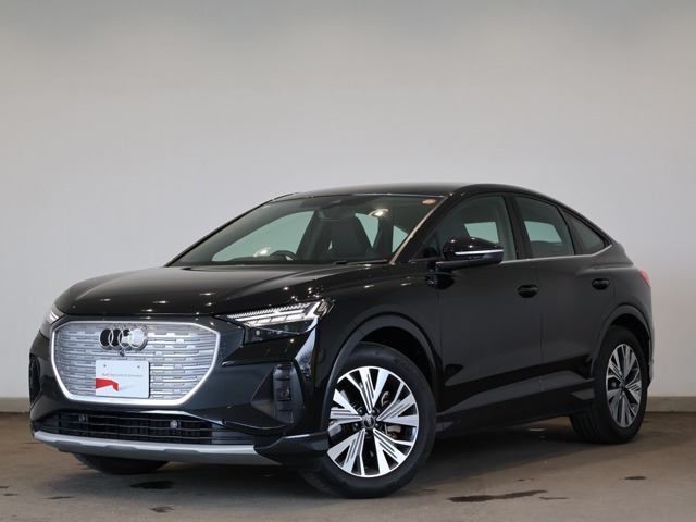 Q4スポーツバックe-tron40 アドバンスド