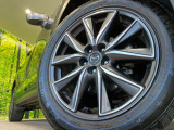 【純正19インチアルミホイール】外観にマッチした純正アルミホイールを装着しております。各種社外アルミホイールや、スタッドレスタイヤも取扱いしております。是非ご相談ください♪