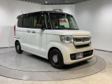 急ハンドル時に起こる横滑りを抑制し、車の姿勢を図るVSA機能を搭載。
