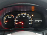 とっても見やすいメーターです。夜間時はラグジュアリーな気分にさせてくれる照明が魅力ですので、夜のドライブも楽しみになりますよ♪
