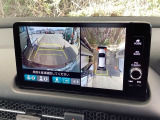 ◆ホンダコネクトナビ◆【マルチビューカメラシステム】真上から見下ろしたかのような視点で駐車をサポートします!クルマの斜め後ろや真横など、4つのカメラの映像が合成され、モニターに映し出されます。