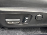 【パワーシート】スイッチ一つで簡単にシートの微調整が可能!電動だから力もいりません!快適なシートポジションにセットして、快適なドライブをお楽しみください。