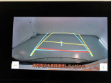 バックガイドモニターで、後方を確認しながら安心して駐車することができます。運転初心者も熟練者も必須の機能ですよ!