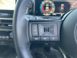 ■ステアリングスイッチ■ハンドル手元でオーディオの操作が簡単に出来ます。運転中でもナビまで手を伸ばさずに操作が出来て安心です。
