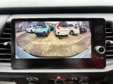 バックでの駐車が苦手な方や運転にあまり自信のない方でも後方の視界をしっかりサポート。安心して車庫入れが出来るバックカメラを装備しています!