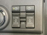 【両側電動スライドドア】リア両側は電動スライドドア!軽い操作で簡単開閉、狭い駐車場など乗り降り快適で強風時も安心です♪