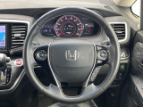【ステアリングスイッチ】運転中、前方から目線をそらすことなく、オーディオ等の操作が可能な便利機能!安心&快適なドライブを演出してくれます♪