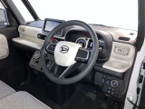 分かりやすく操作しやすい運転席まわりです☆
