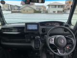 毎日全国の仕入れ先から厳選した車を仕入れております!プロの査定士の検査を受けた車を仕入れ、入庫後も社員が1台1台を走行チェックや状態確認・装備確認などを入念に行います。