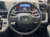 【純正革巻きステアリング】上質な革を使用することで、手にしっかり馴染みとても運転しやすいハンドルです♪