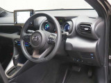 見通しのよいすっきりとした視界で、誰でも運転しやすいです。運転のしやすさは疲れにくさにも繋がります