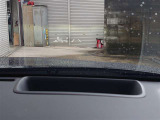 ヘッドアップディスプレイも付いてます!! 視点移動が少なくなり安全運転に貢献してくれます。