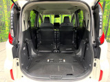 普段のお買い物や通勤、送迎等に十分な荷室スペースを確保しております。セカンドシートを倒すと、大きな荷物の積載も可能です♪