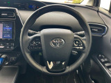 【純正革巻きステアリング】上質な革を使用することで、手にしっかり馴染みとても運転しやすいハンドルです♪
