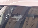 サポカーは、高齢運転者を含めたすべてのドライバーによる交通事故の発生防止・被害軽減対策の一環として、国が推奨する新しい自動車安全コンセプトです。詳しくは販売店スタッフまでおたずねください。