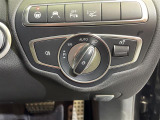【オートライト】オートライトなのでライトの点け忘れを気にすることなく運転が出来ます♪