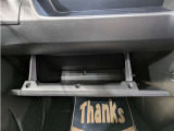 グローブボックスの収納もバッチリ