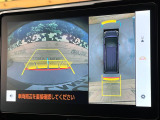【パノラミックビューモニター】専用のカメラにより、上から見下ろしたような視点で360度クルマの周囲を確認することができます☆死角部分も確認しやすく、狭い場所での切り返しや駐車もスムーズに行えます。