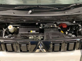エンジンルームもピカピカ洗浄済み。