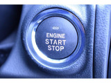 プッシュスタートなのでキーを取り出さずエンジンを掛けることができます!