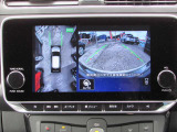 ★アラウンドビューモニター装備ですので、バックや縦列駐車の際に上から見た映像があなたを安心サポート!一度使ったらやめられない!